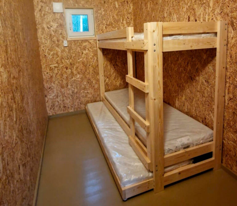 Eagle photography and watching hide in Estonia